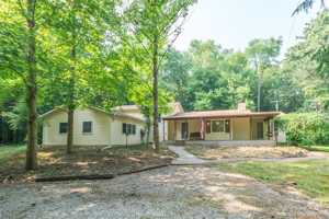 featured image of 7870 Chamberlin Rd