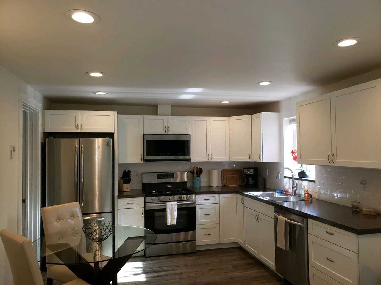 1325 Central St Ne - Photo 3 of 12