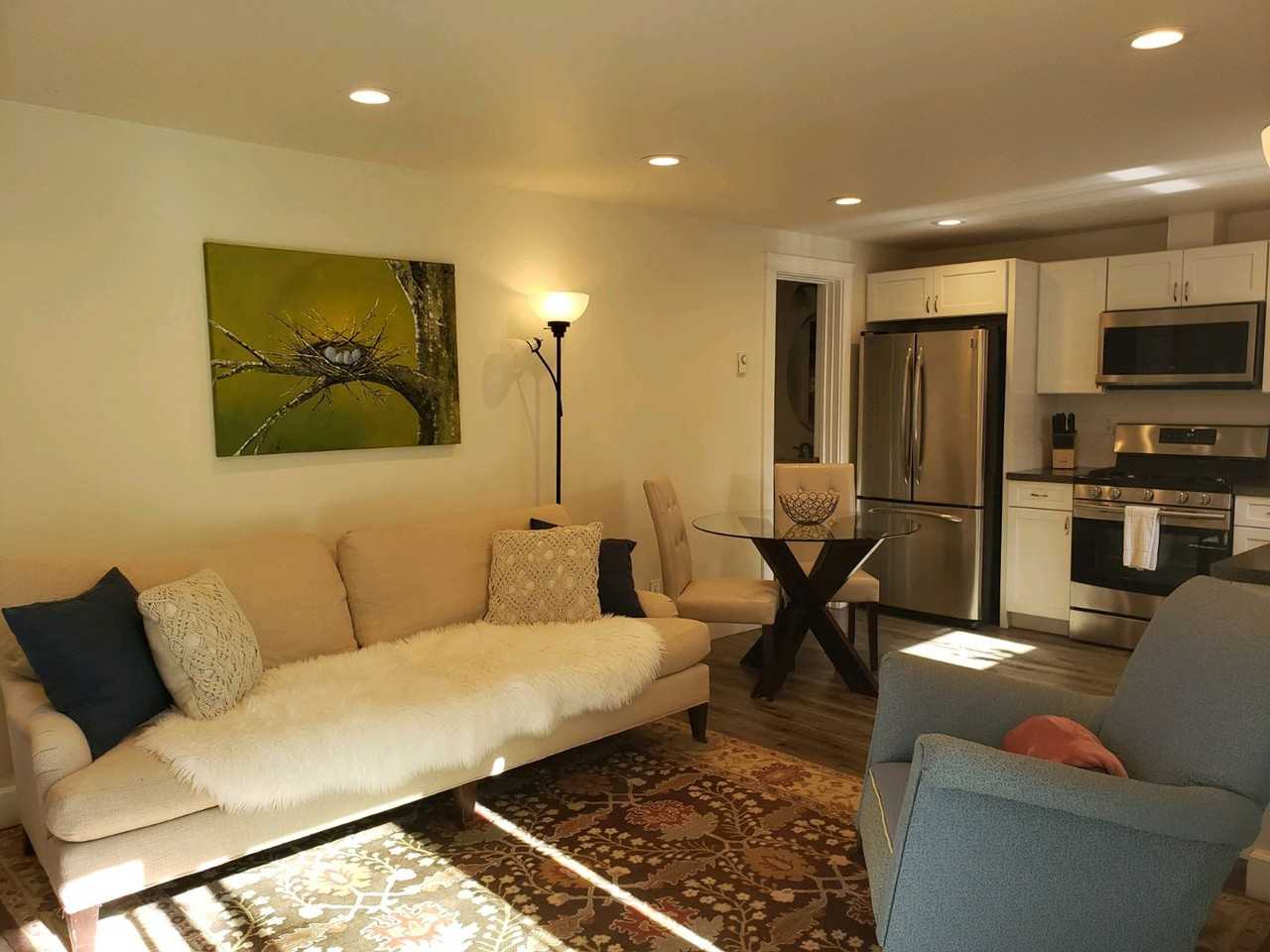 1325 Central St Ne - Photo 4 of 12