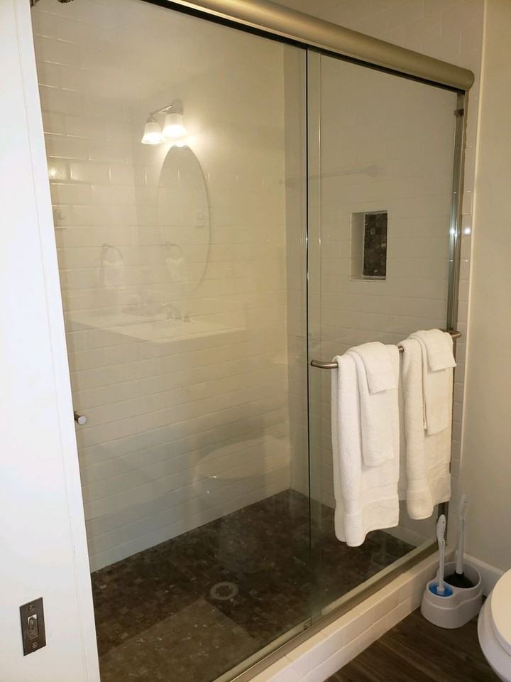 1325 Central St Ne - Photo 6 of 12