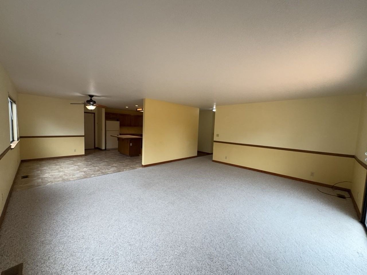 40 Robbie Ln - Photo 6 of 25