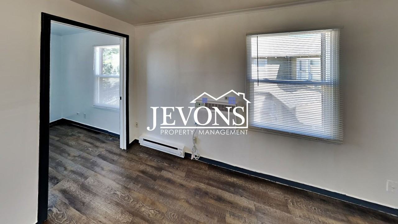 511 N 2nd St Yakima, WA 98901 - Photo 7 of 28