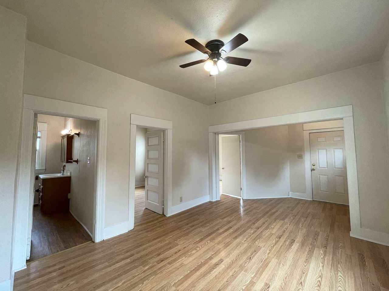 4003 Ne 7th Ave - Photo 2 of 16
