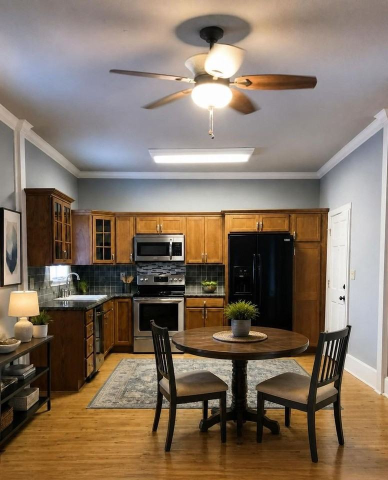 335 Plum St - Photo 4 of 16