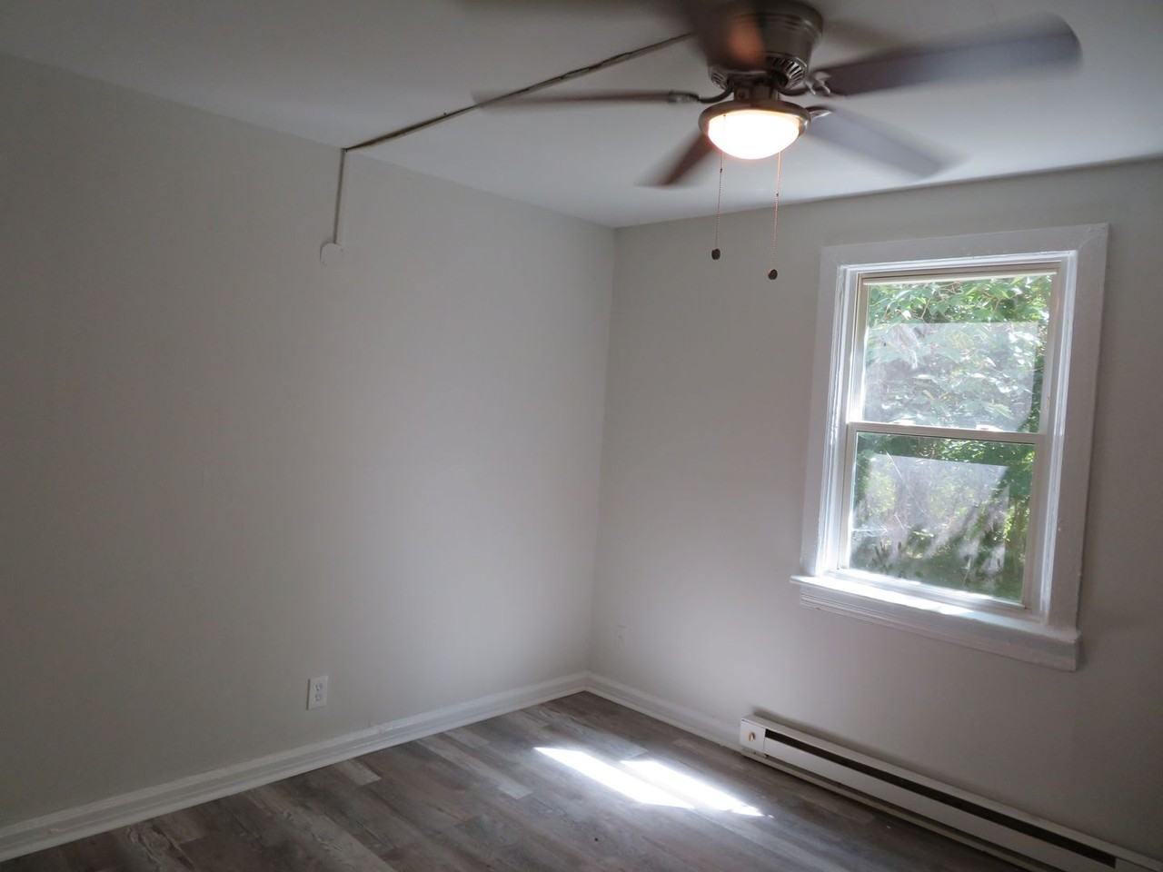 615 Gilliam St - Photo 6 of 12