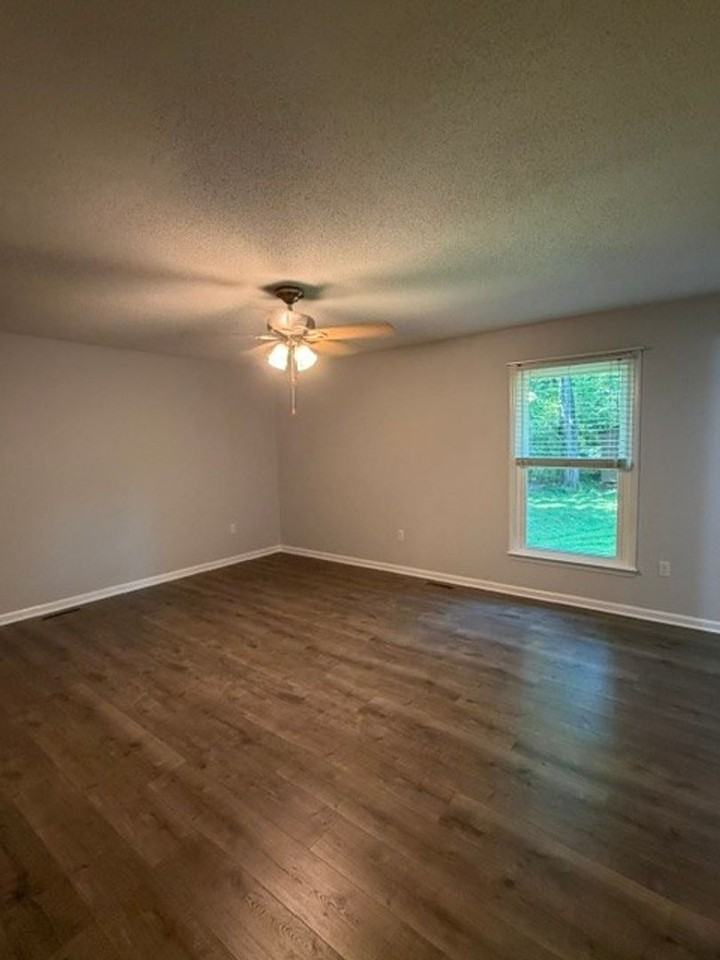 2723 Meadow Oak Dr - Photo 5 of 9