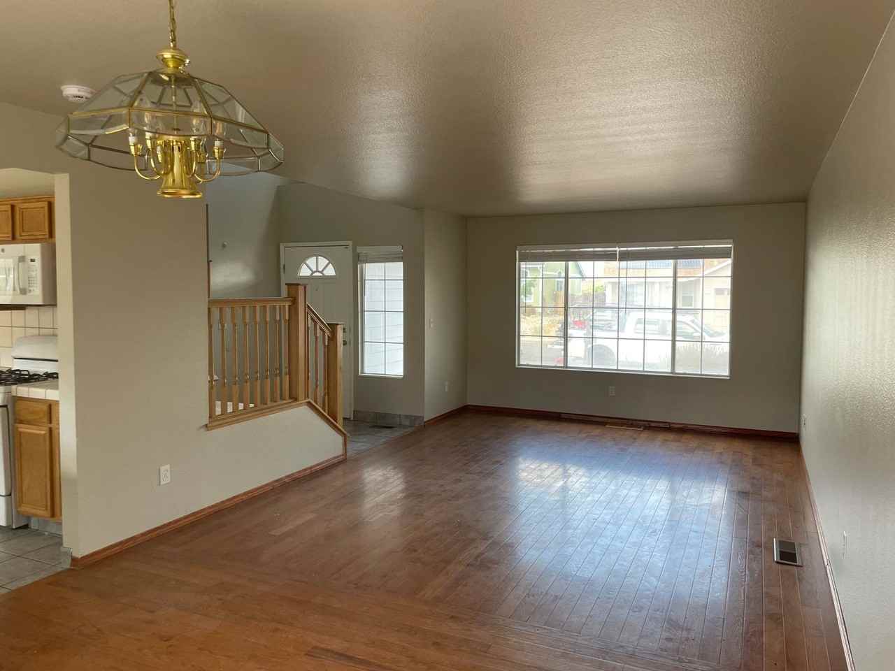 8024 Moss Creek Dr - Photo 5 of 14