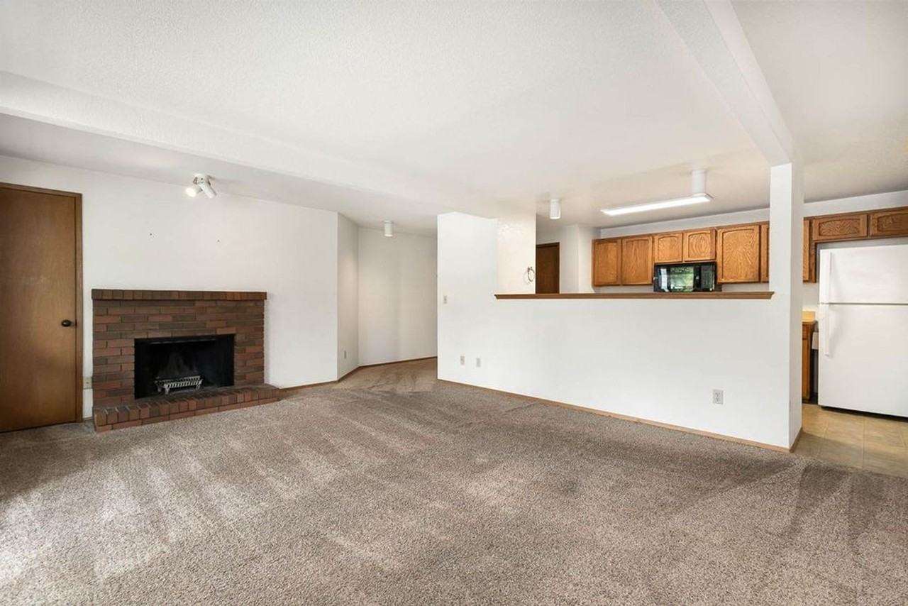 3055 80th Ave Se - Photo 3 of 20
