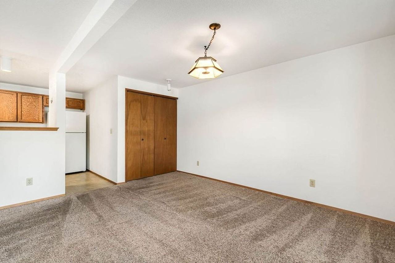 3055 80th Ave Se - Photo 6 of 20