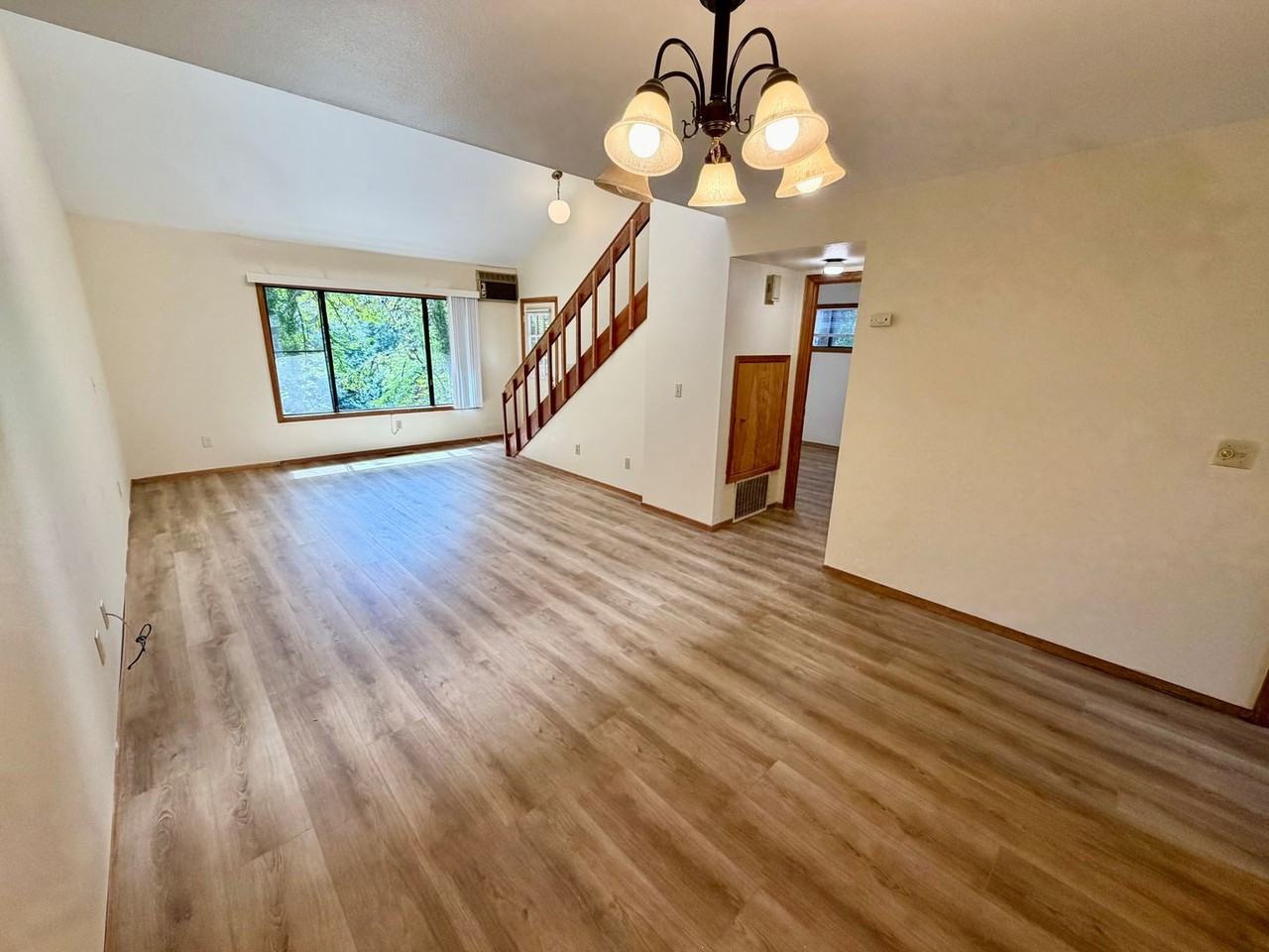 1234 Sw 15th St - Photo 4 of 17