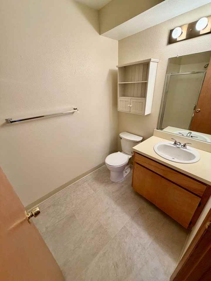 1234 Sw 15th St - Photo 7 of 17