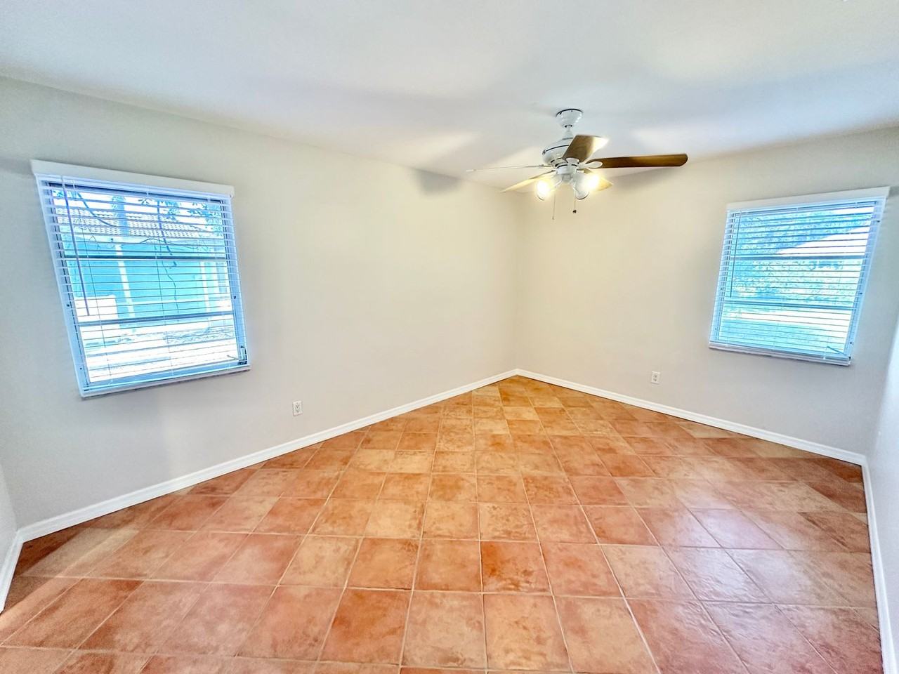 644 92nd Ave N - Photo 4 of 16
