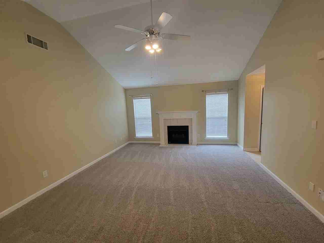 481 Connemara Trl - Photo 3 of 24
