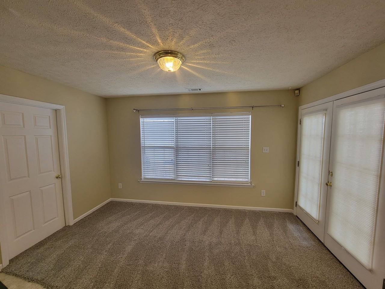 481 Connemara Trl - Photo 5 of 24