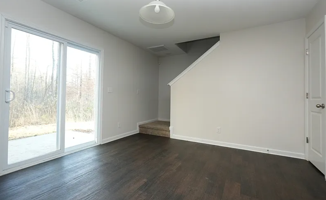 2015 Tarzi Ln - Photo 4 of 13