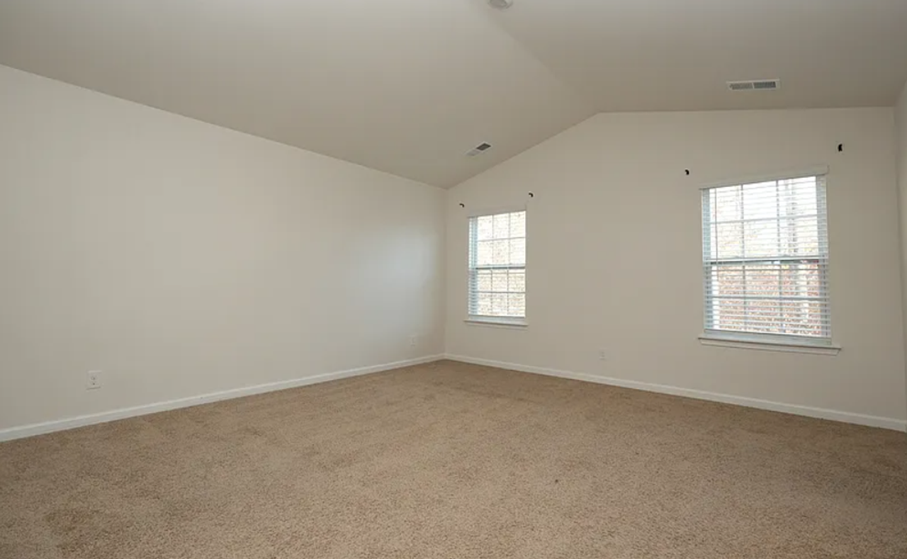 2015 Tarzi Ln - Photo 5 of 13