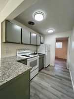 featured image of 2000 N Walnut St