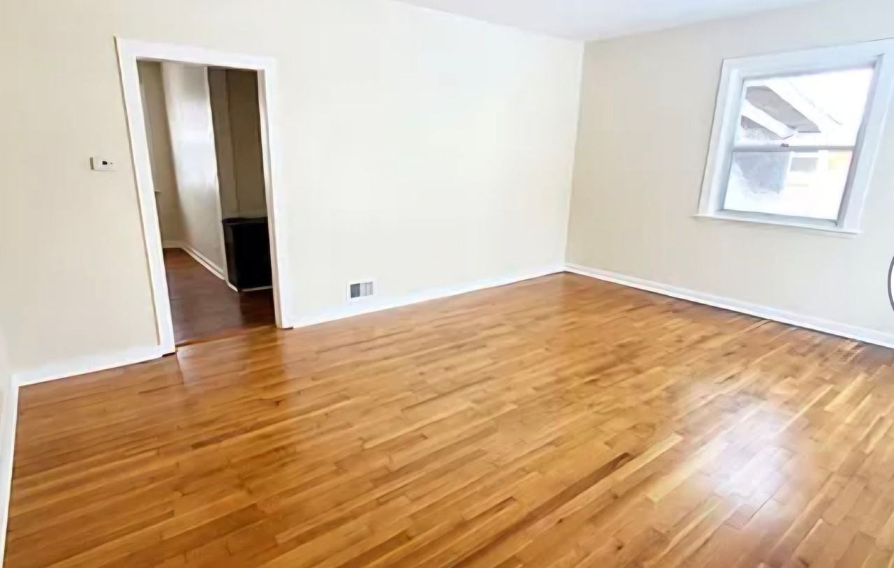 2333 Dawson Ave Ne - Photo 6 of 18