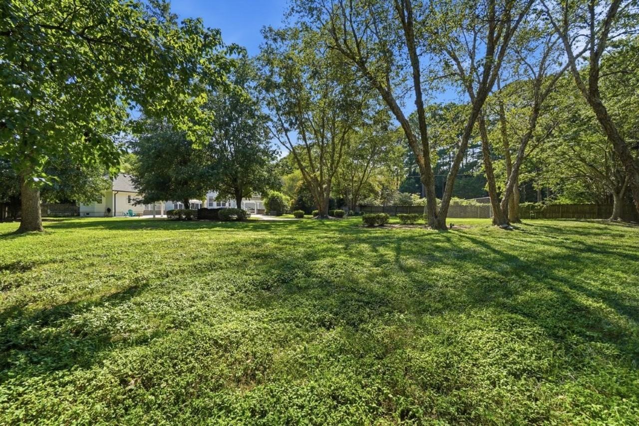 3308 Kline Dr - Photo 4 of 50