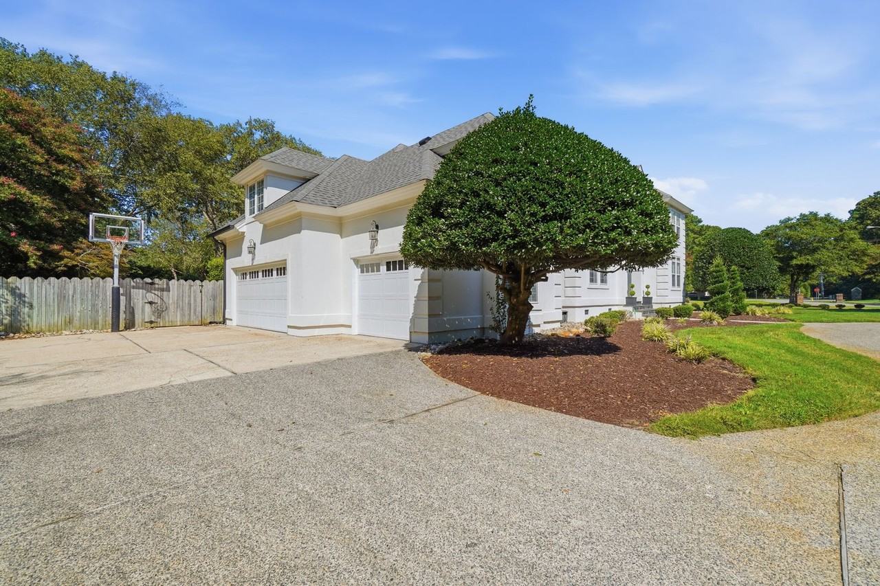 3308 Kline Dr - Photo 5 of 50