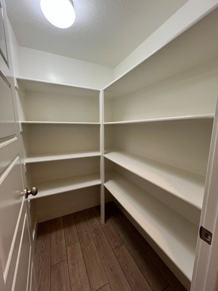 2297 W 670 S - Photo 5 of 13