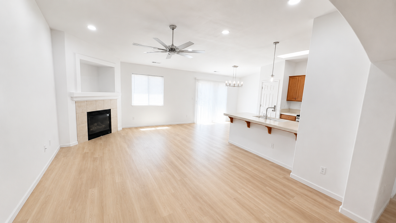 1885 W Picadilly Ln - Photo 4 of 16