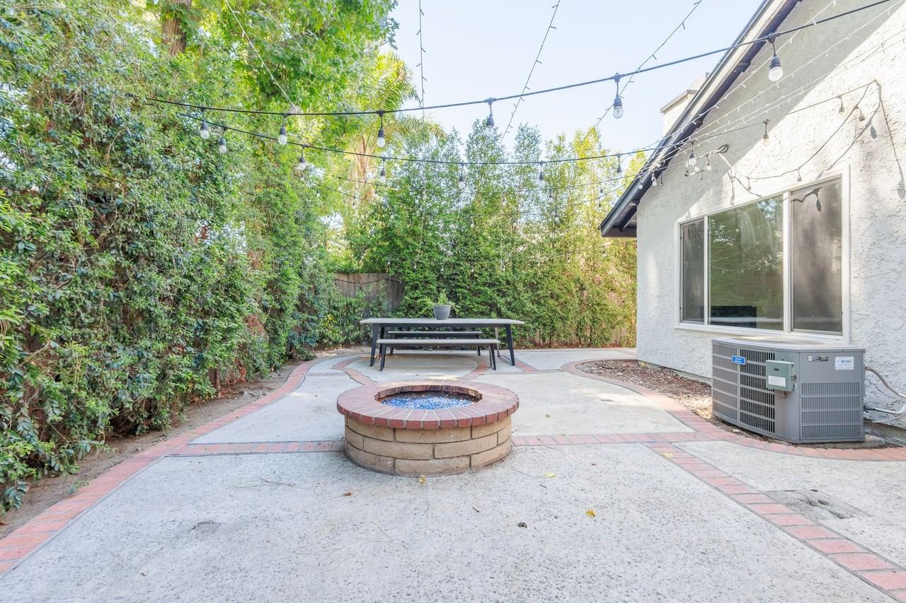 640 E Banyan St - Photo 7 of 35