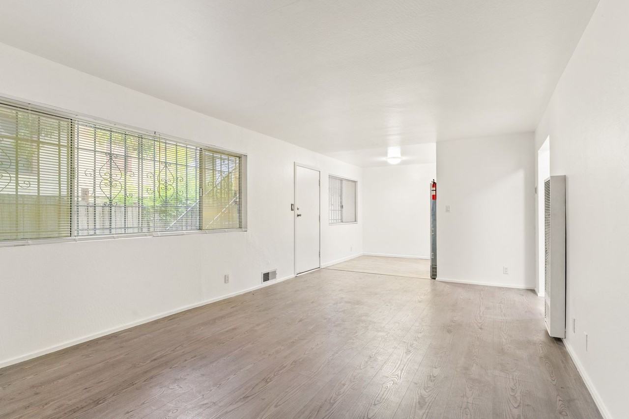 2674 Parker Ave #01 - Photo 2 of 15