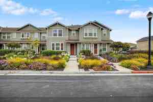 featured image of 15137 Breckinridge Ave