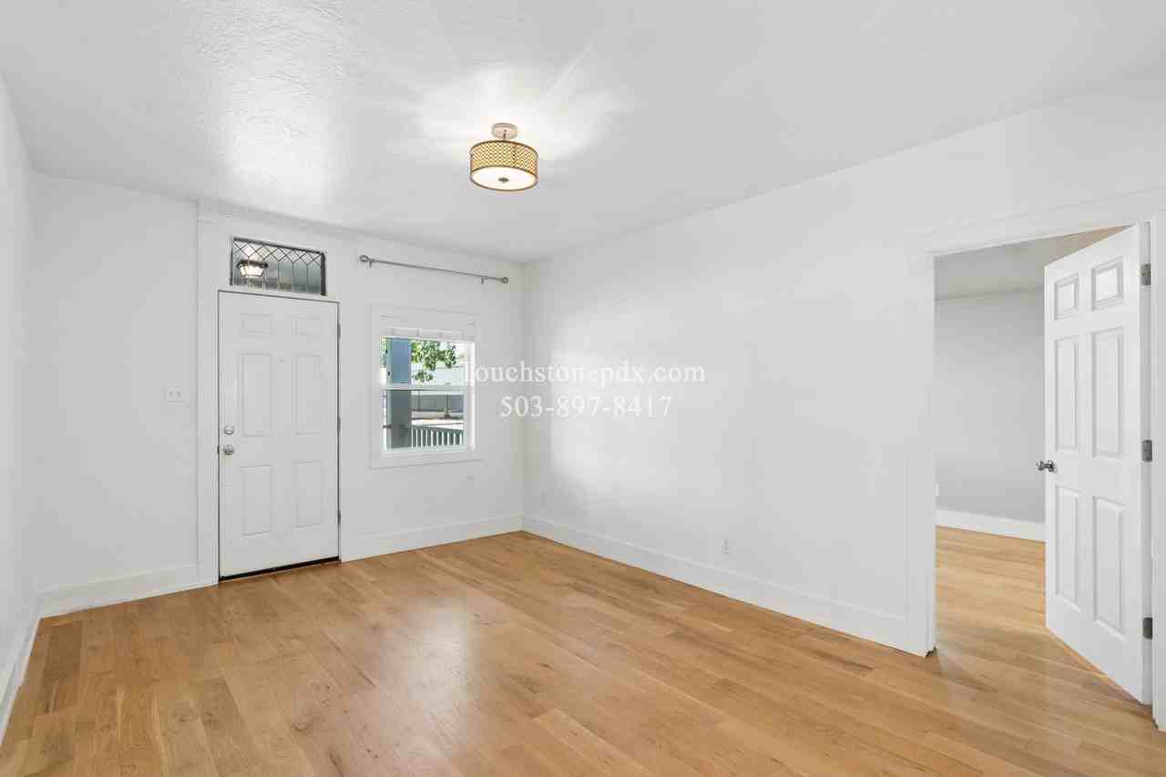 442 Nw 2nd Ave - Photo 7 of 41