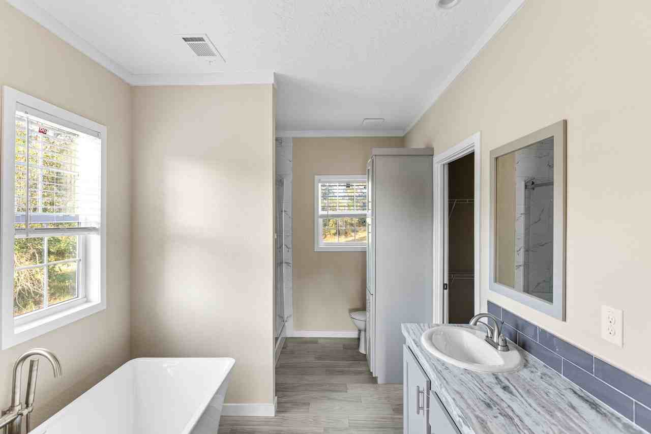 7662 Monongahela Ave - Photo 5 of 24