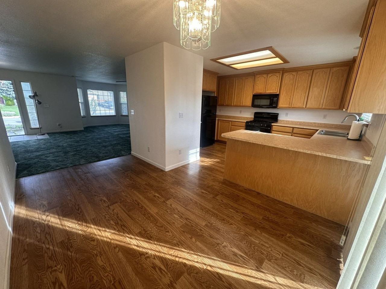 1250 Shadow Mountain Dr - Photo 5 of 16