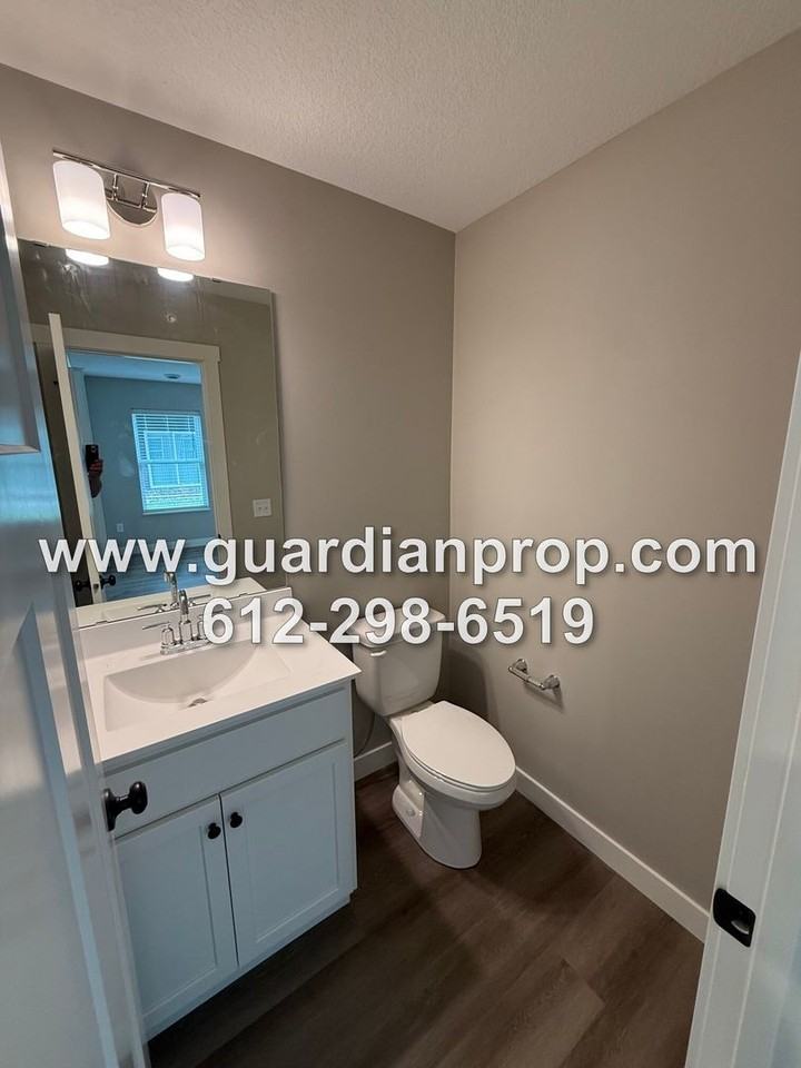 4592 Mineral Ln - Photo 7 of 18