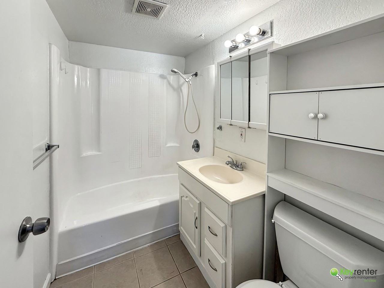 1110 Potter Ave - Photo 6 of 11