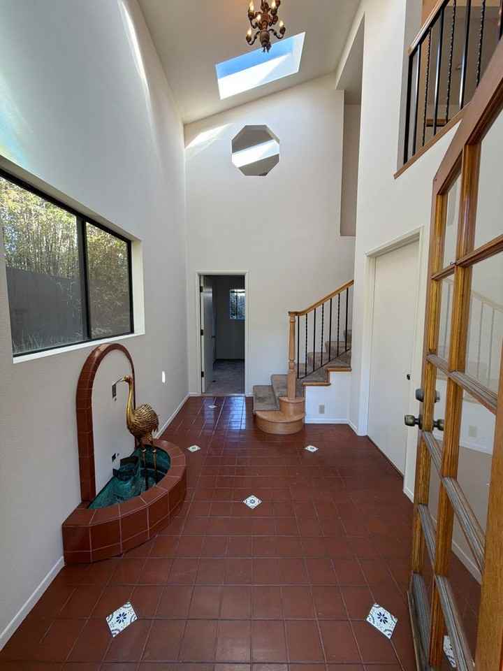 227 Jesmary Ln - Photo 5 of 26