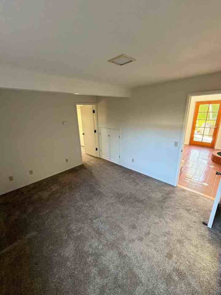 227 Jesmary Ln - Photo 6 of 26