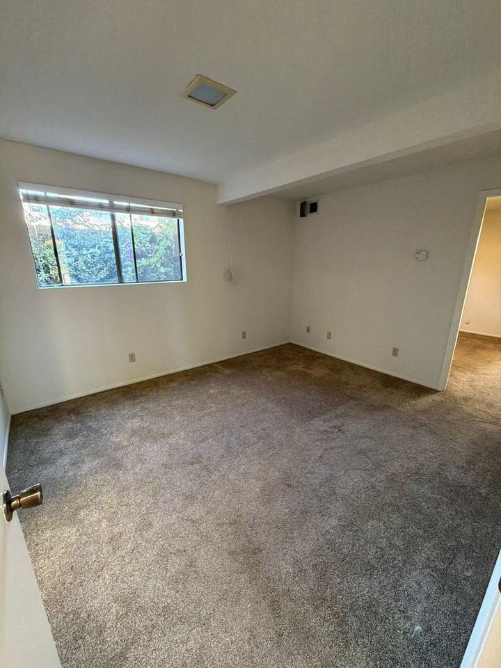 227 Jesmary Ln - Photo 7 of 26