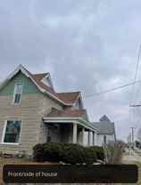 8213 S Walnut St - Photo 1 of 1