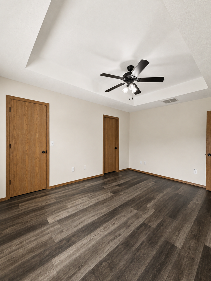 842 W Lorenza Dr - Photo 7 of 19