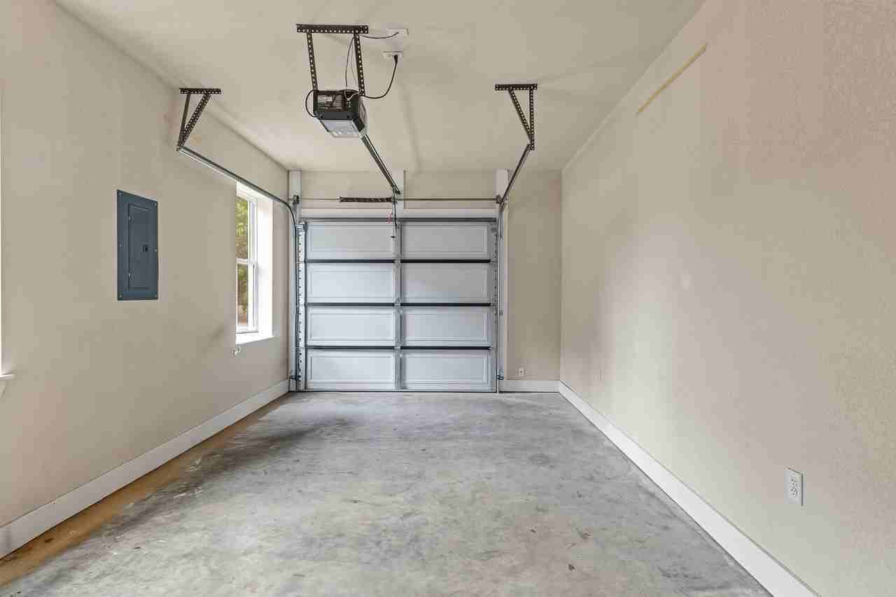 5812 Cooks Ln - Photo 7 of 25