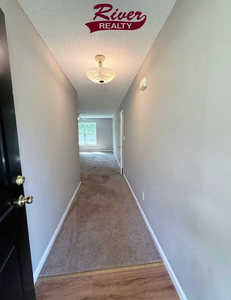 5735 Deans Bridge Rd - Photo 2 of 10
