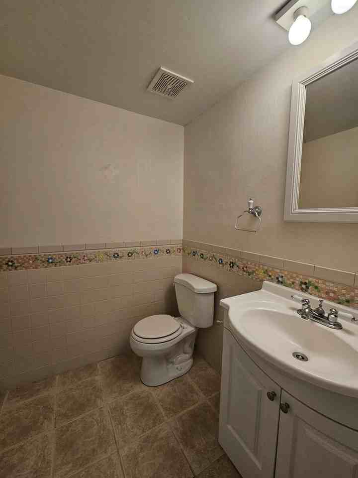 129 Crystal Bnd - Photo 5 of 20