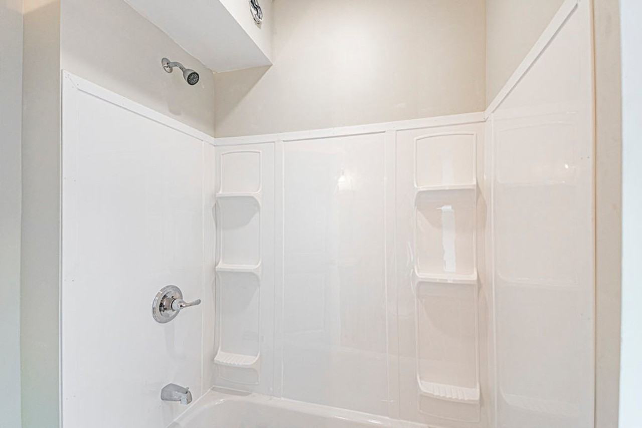 2061 South St - Photo 6 of 12