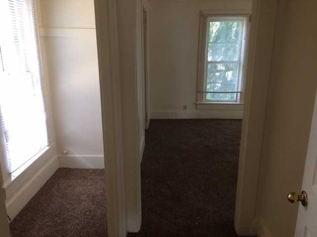 1611 Cass St - Photo 6 of 11