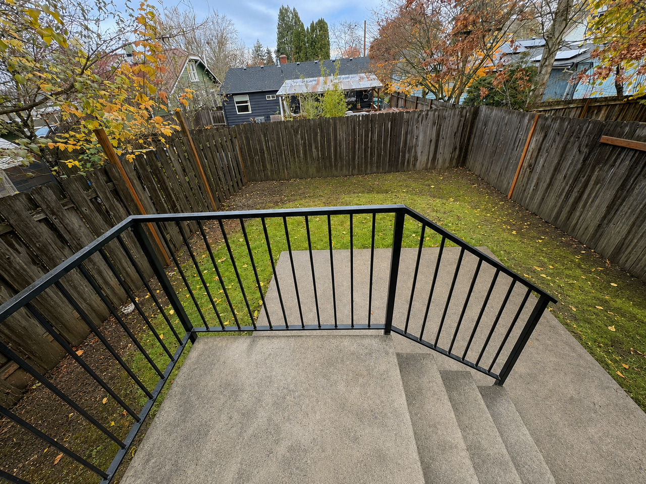 6941 N Smith St - Photo 4 of 5