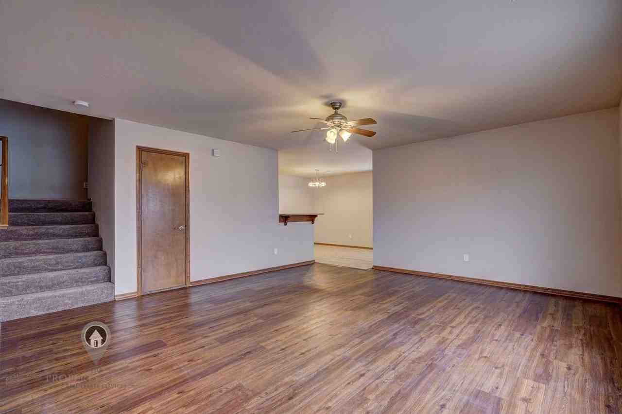 11150 Sw 5th St - Photo 6 of 38