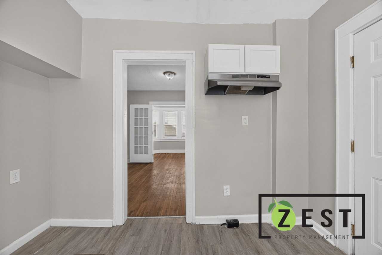3496 Courville St - Photo 6 of 22