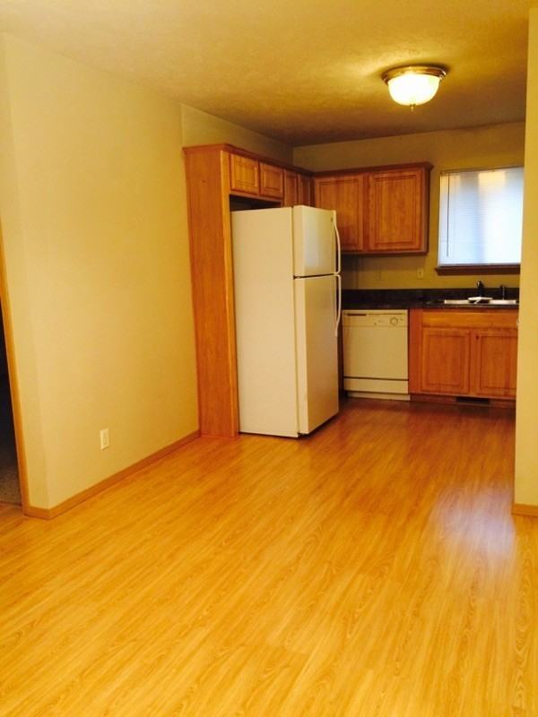 3892 S Timbercreek Ave - Photo 3 of 9