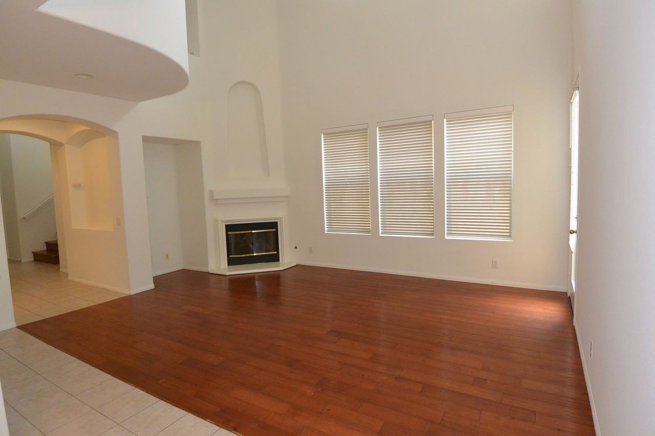 22 Roseville - Photo 6 of 21