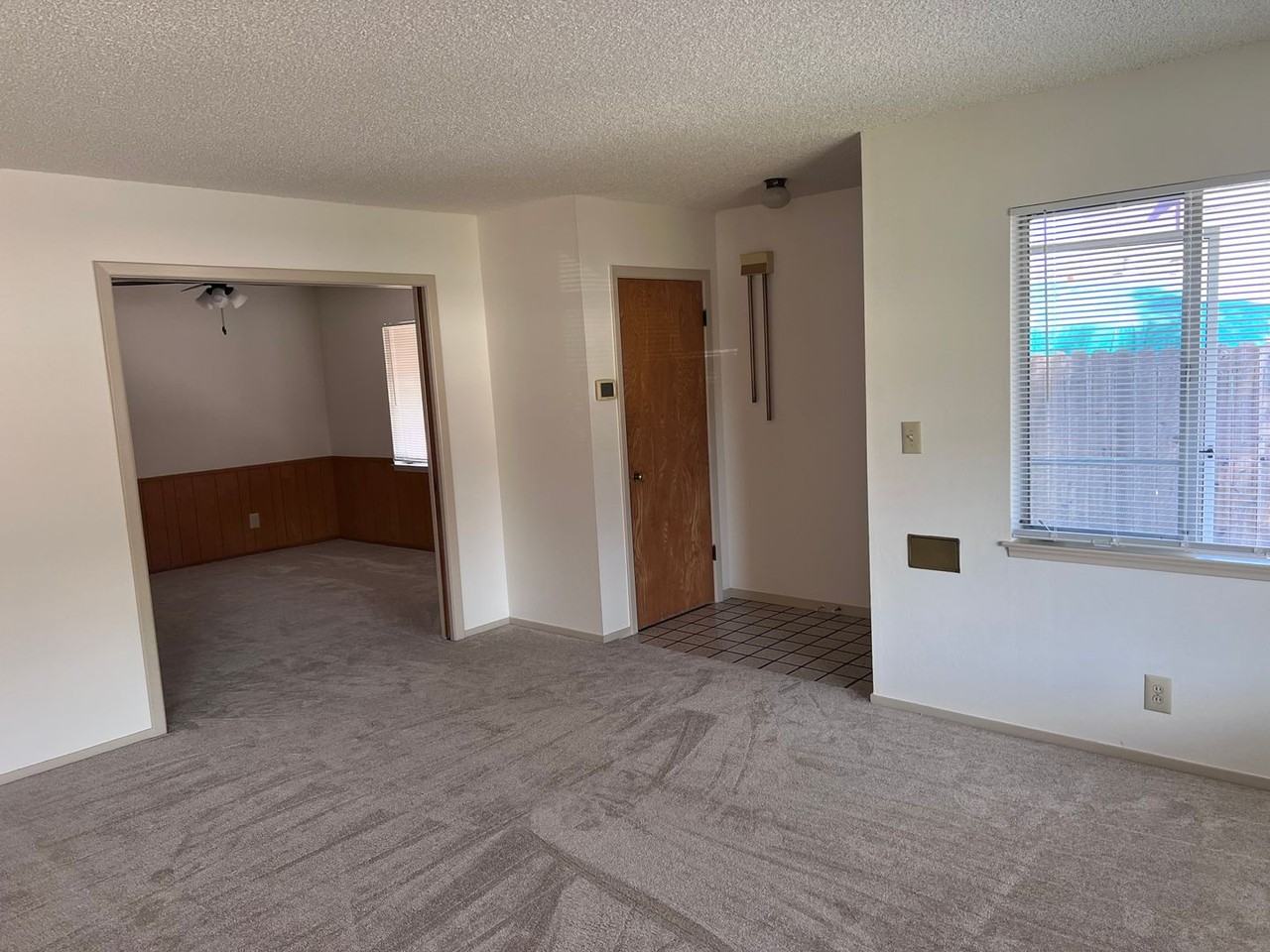 1655 Catherine St - Photo 5 of 24